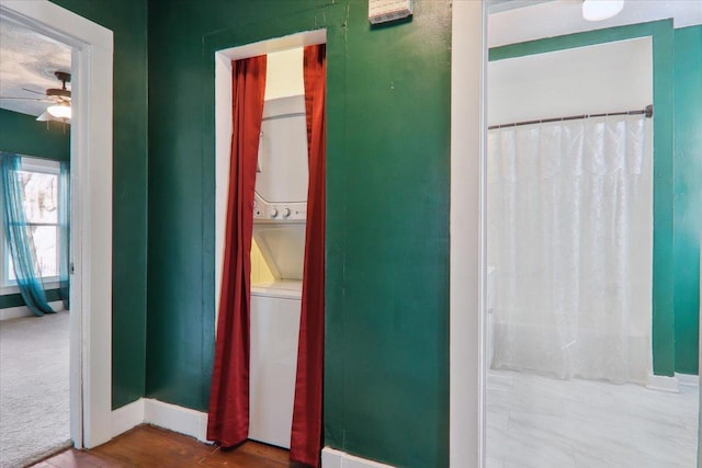 bathroom with ceiling fan