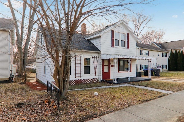 view of front of property