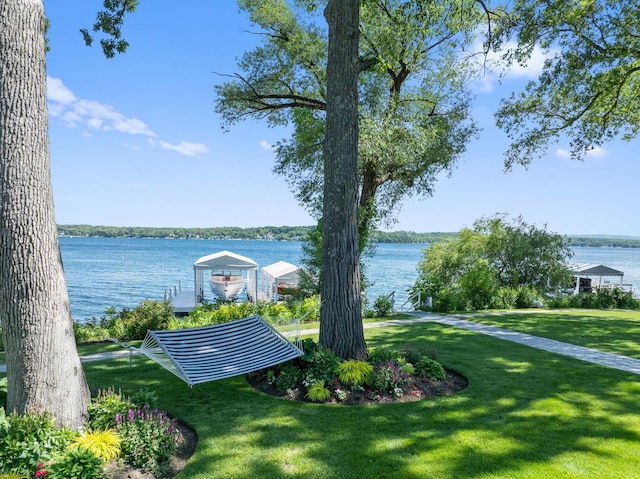 view of yard with a water view