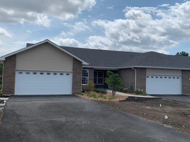 488 Ridge Ln, Bolingbrook, IL 60440 - ranch-style home with a garage
