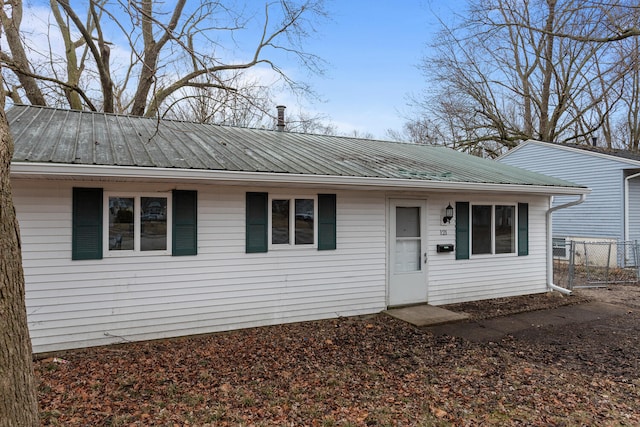 121 S Scottswood Dr, Urbana IL, 61802, 3 bedrooms, 1 bath house for sale