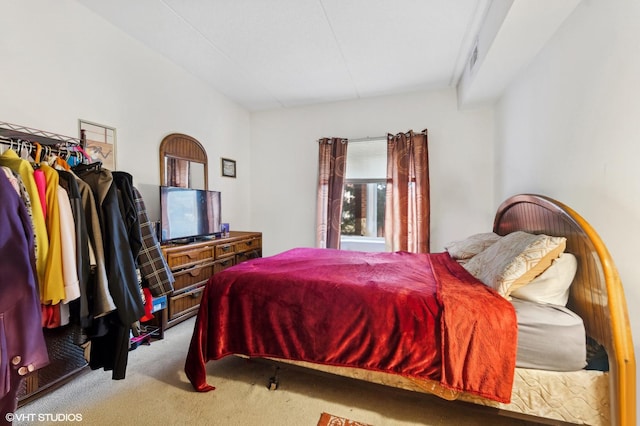 bedroom featuring carpet floors