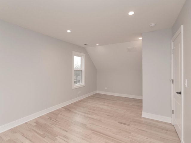 6310 Hilly Way, Cary, IL 60013 - bonus room with light wood-style flooring, recessed lighting, and vaulted ceiling