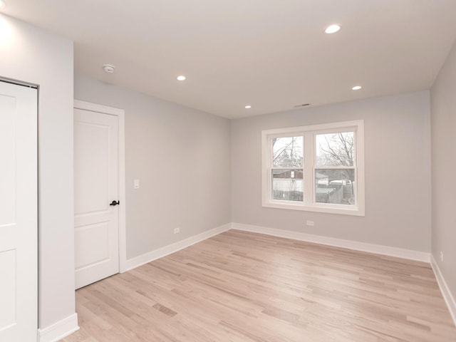 6310 Hilly Way, Cary, IL 60013 - unfurnished room with light wood-type flooring, recessed lighting, and a smoke detector