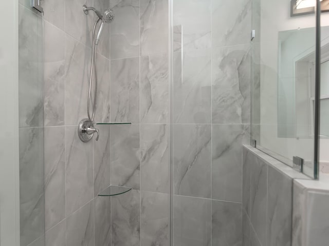 6310 Hilly Way, Cary, IL 60013 - full bath featuring a shower stall