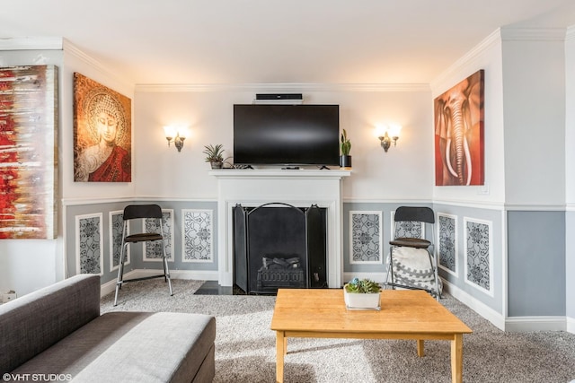 carpeted living room featuring crown molding