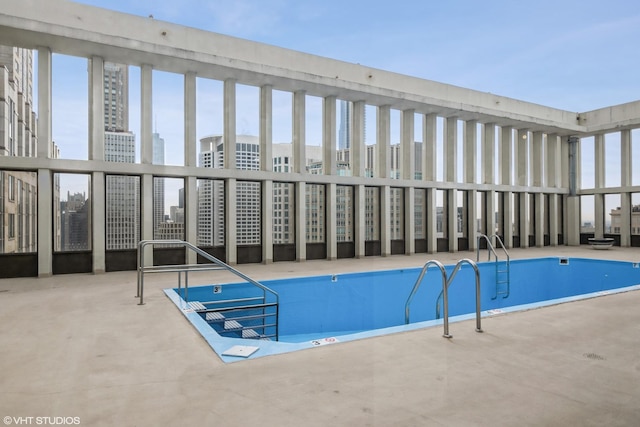 view of swimming pool