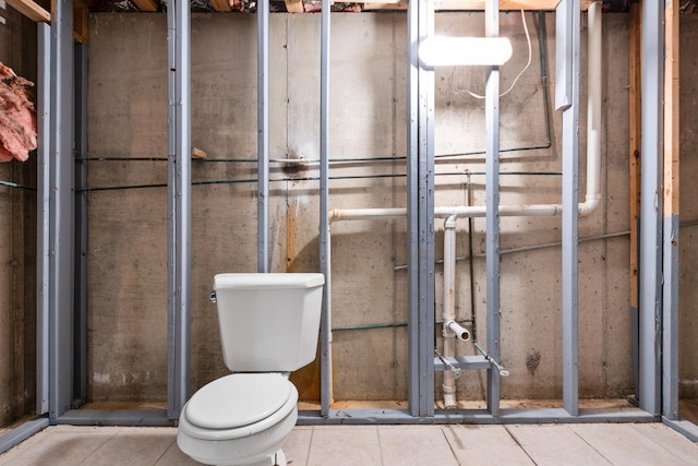 bathroom featuring toilet