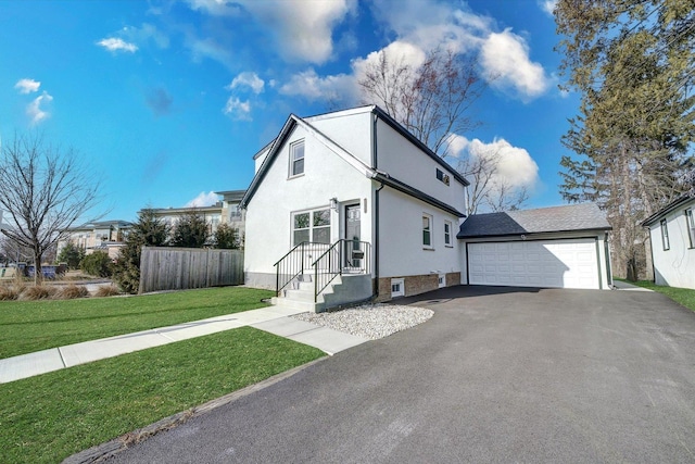 view of front of property with a front yard