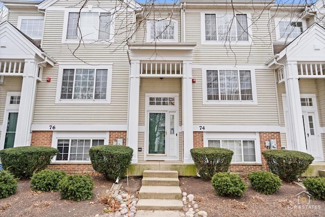 view of townhome / multi-family property