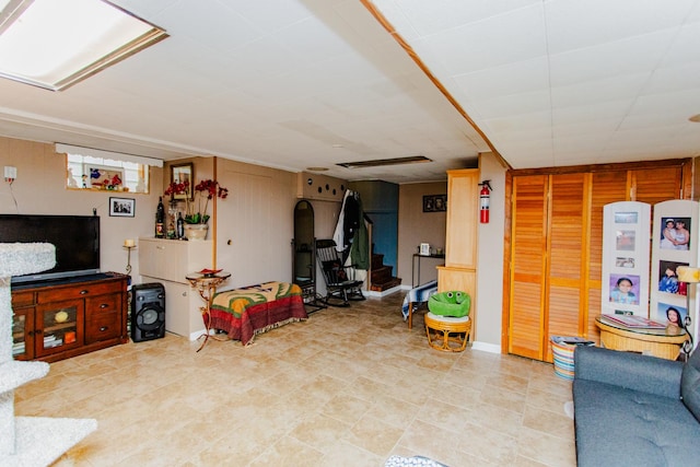 4551 W Foster Ave, Chicago, IL 60630 - view of living room