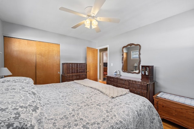 bedroom with a closet and a ceiling fan