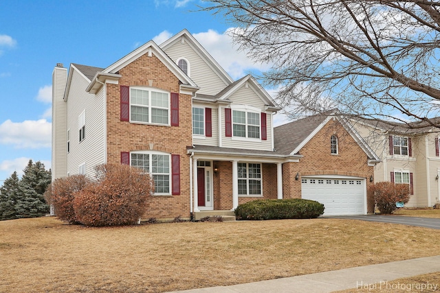 view of front of house with a front lawn