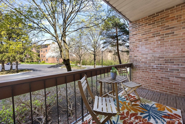 714 Walnut Dr Unit 109, Darien, IL 60561 - view of balcony