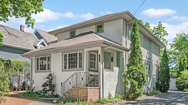 view of front of house