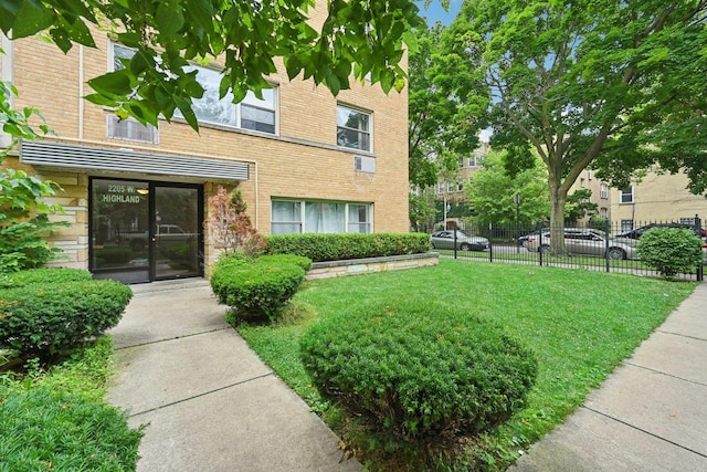 exterior space featuring a lawn