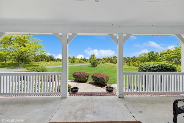 37580 N Fairfield Rd, Lake Villa, IL 60046 - view of patio / terrace