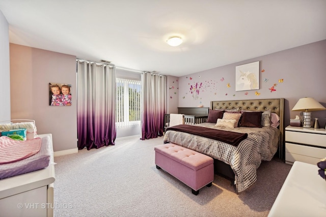 bedroom featuring carpet floors