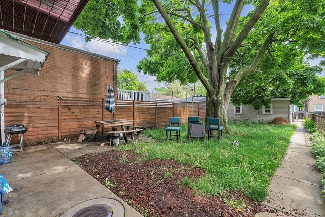 1824 Crain St, Evanston, IL 60202