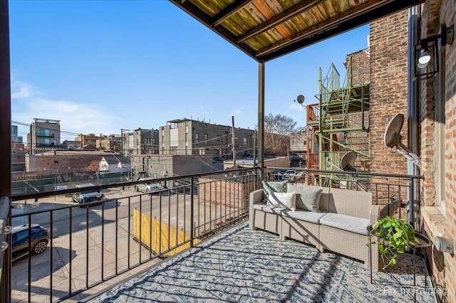 balcony featuring an outdoor hangout area