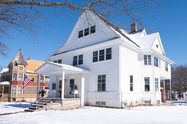 view of front of home