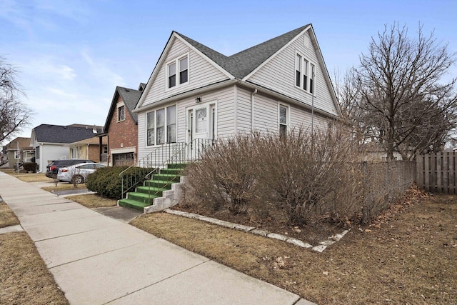 view of front of property