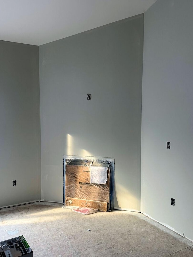 363 Mill Ridge Dr, Byron, IL 61010 - interior details with carpet flooring