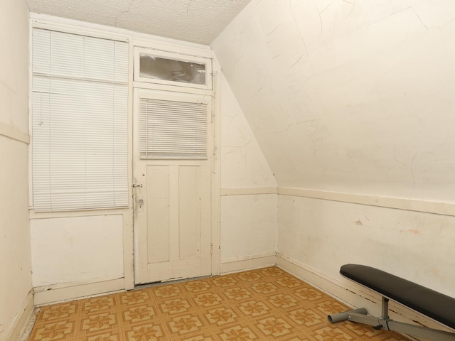 6333 S Talman Ave, Chicago, IL 60629 - interior space featuring lofted ceiling and a textured ceiling