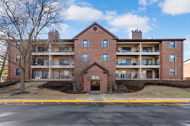 view of building exterior