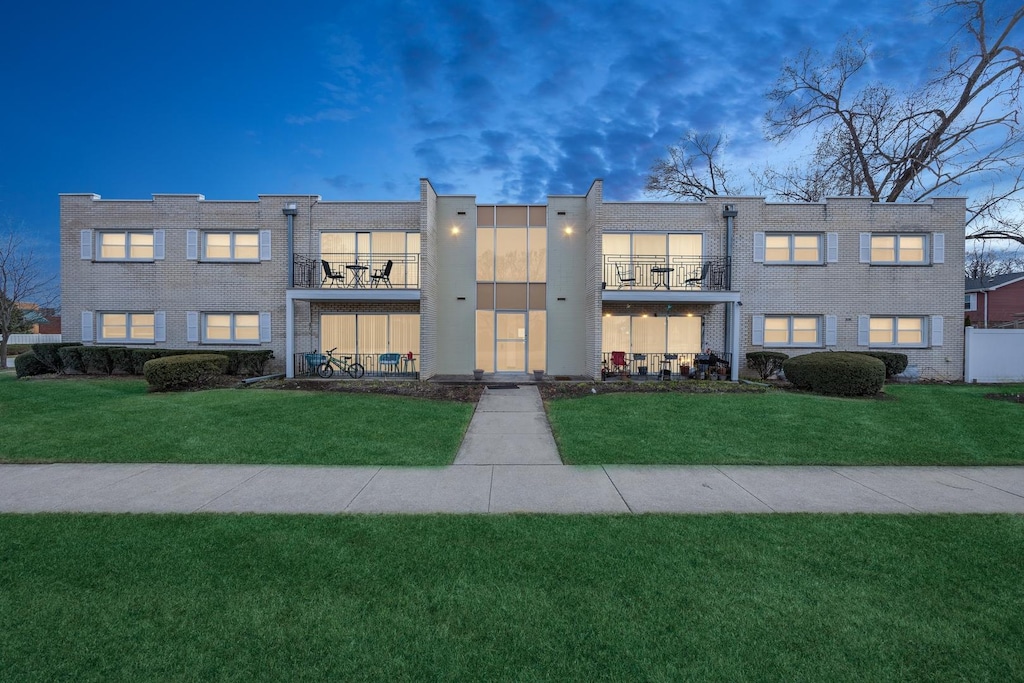 18310 Cherry Creek Dr Unit 3, Homewood, IL 60430 - photo 1