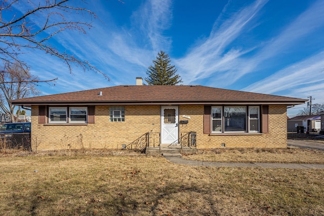 view of front of house with a front yard