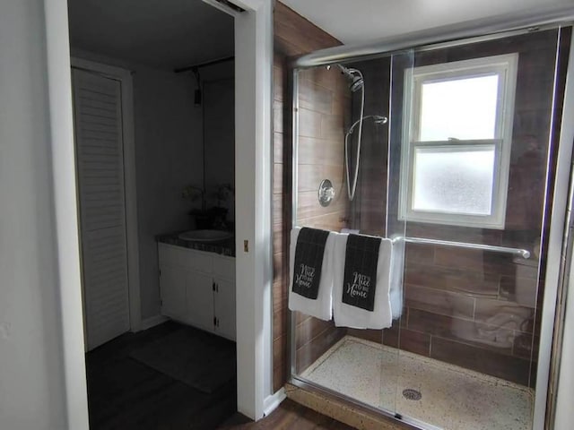 936 N Ridgeland Ave, Oak Park, IL 60302 - full bath with a stall shower and vanity