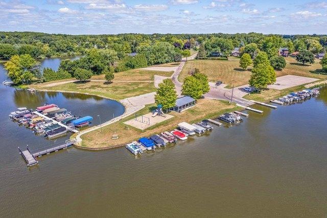 549 Beachview Dr, Lake Holiday, IL 60552 - aerial view featuring a water view and a forest view