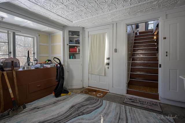 469 Dewey Ave, Galena, IL 61036 - foyer with stairway
