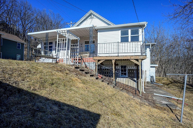 469 Dewey Ave, Galena, IL 61036 - view of front of house with stairway