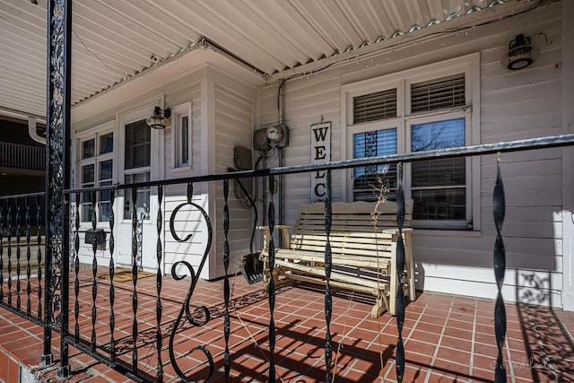 469 Dewey Ave, Galena, IL 61036 - entrance to property with a porch