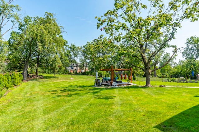 view of yard with a pergola