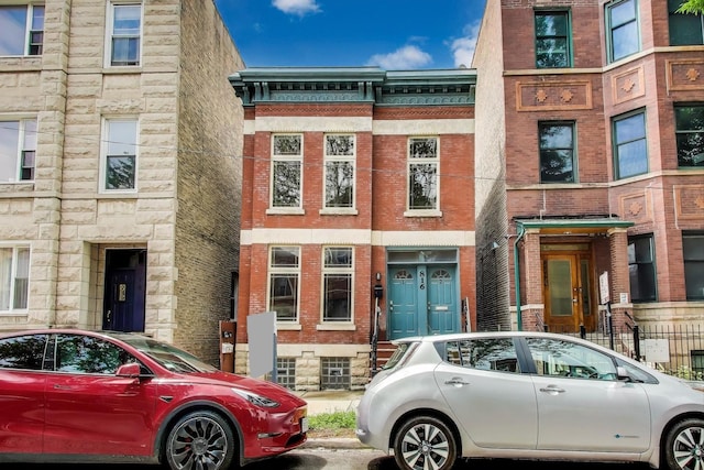 816 N Hermitage Ave, Chicago, IL 60622 - view of front of property featuring brick siding and stone siding