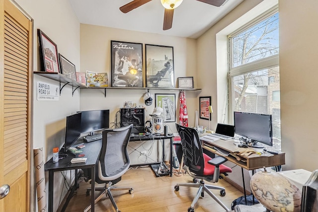 816 N Hermitage Ave, Chicago, IL 60622 - office area featuring wood finished floors and a ceiling fan