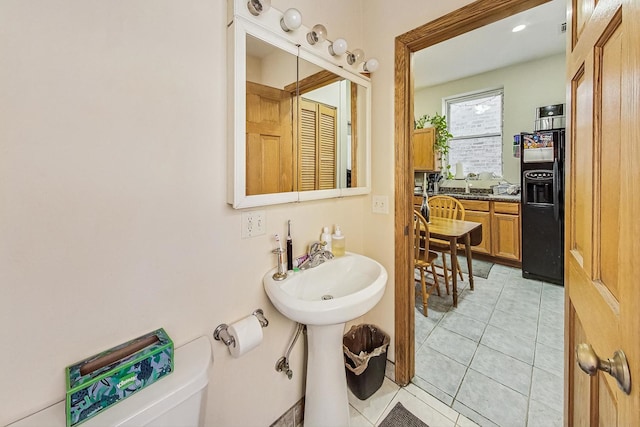 816 N Hermitage Ave, Chicago, IL 60622 - bathroom featuring tile patterned floors and toilet