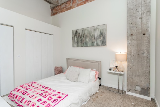 bedroom with a closet