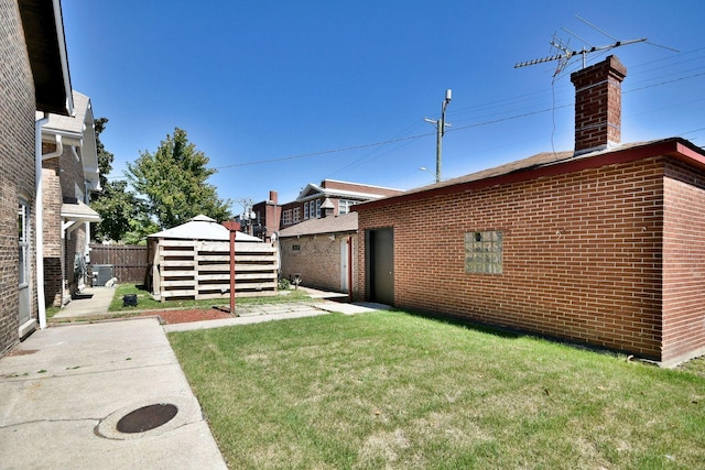 view of yard featuring a gazebo