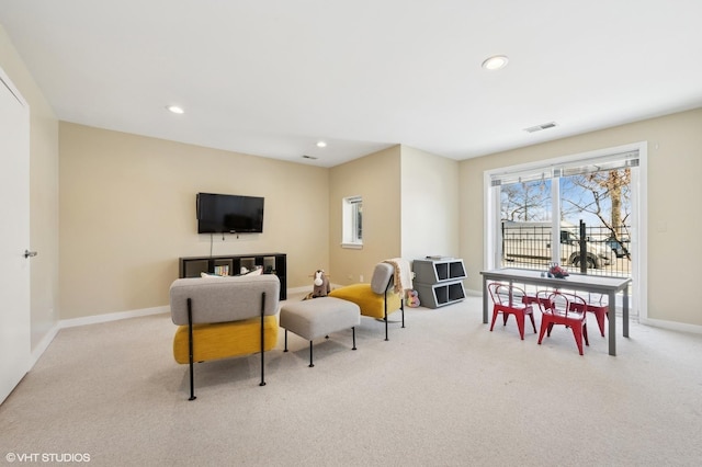 interior space featuring baseboards, carpet floors, visible vents, and recessed lighting