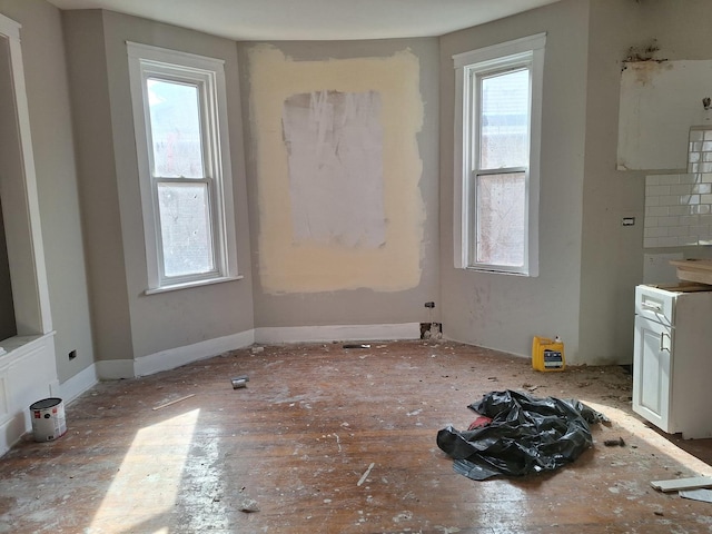 view of unfurnished dining area