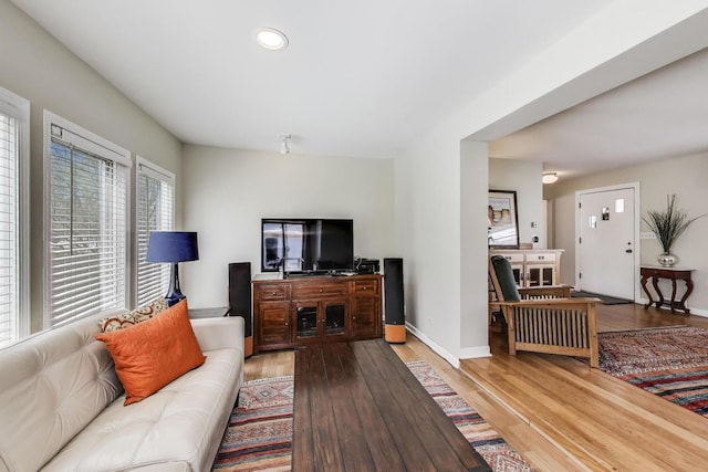 201 W Council Trl, Mount Prospect, IL 60056 - living room with recessed lighting, baseboards, and wood finished floors