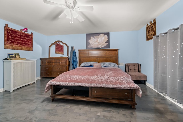 bedroom featuring ceiling fan