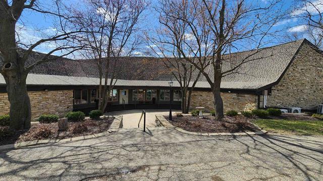 2015 Hillsdown Rd, Lake Summerset, IL 61019