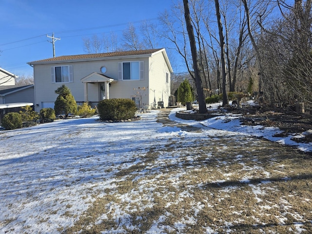 view of front of house