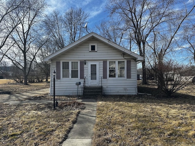 bungalow with entry steps