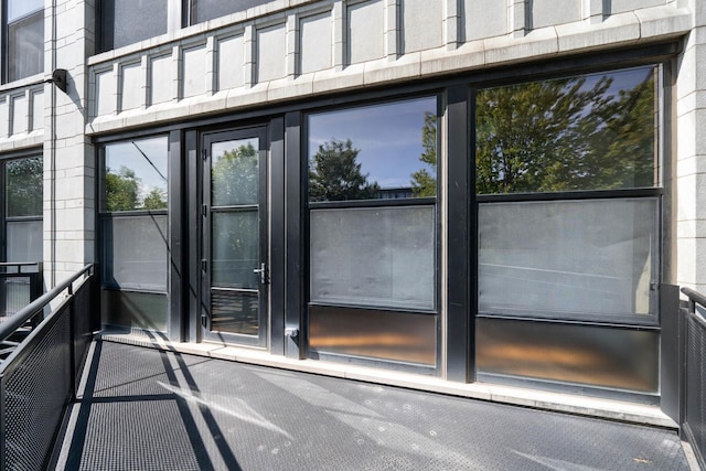 1150 W 15th St Unit 232, Chicago, IL 60608 - view of doorway to property